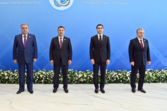Лидеры зарубежных стран поздравили туркменистанцев с Новрузом