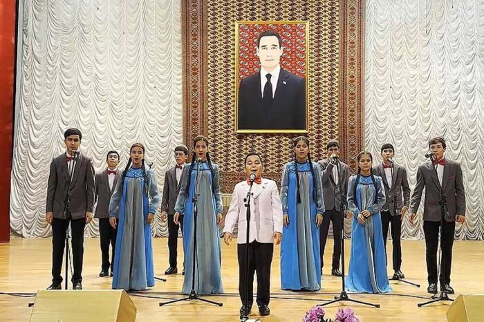 Детский вокальный ансамбль Джошгун стал дипломантом международного фестиваля Звуки дутара