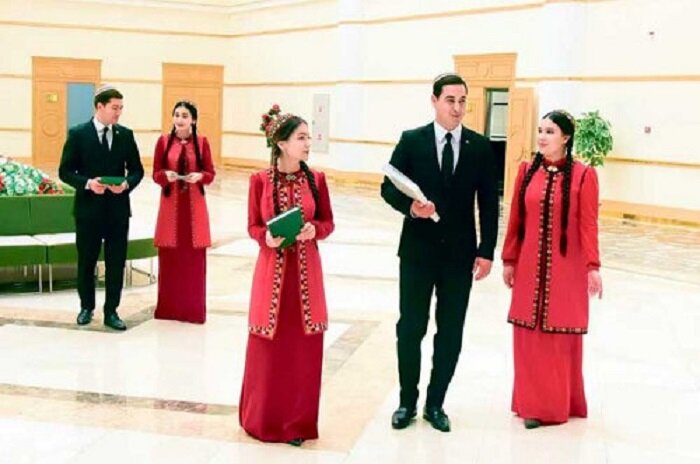 Туркменистан проведет творческий конкурс среди молодежи