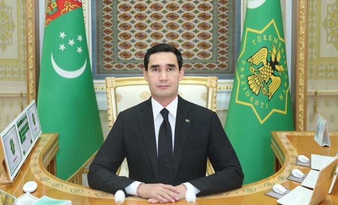 Президент Туркменистана принял главу итальянской оборонной компании Leonardo S.p.A.