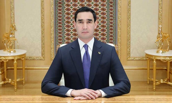 Глава Туркменистана поздравил эмира Кувейта