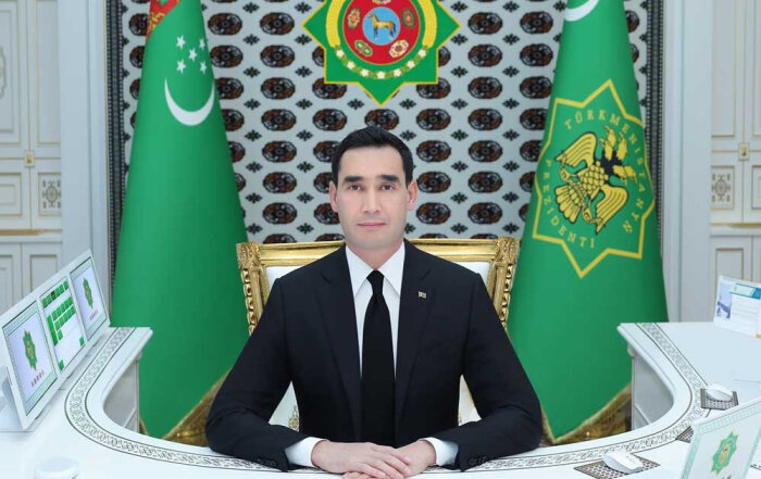 Президент Туркменистана принял нового посла Индии