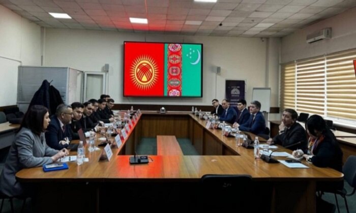 Делегация «Туркменсвязь» провела переговоры с руководством Минцифры Киргизии