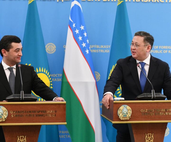 Казахстан и Узбекистан намерены вдвое увеличить товарооборот