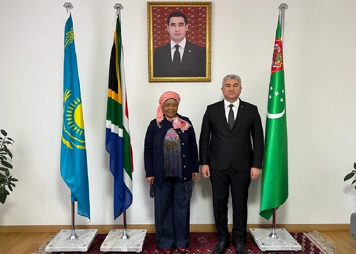 Туркменистан и ЮАР организуют совместные визиты бизнес-делегаций