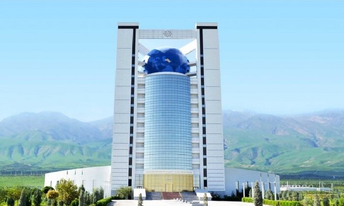 Туркменистан отметит День дипломатических работников