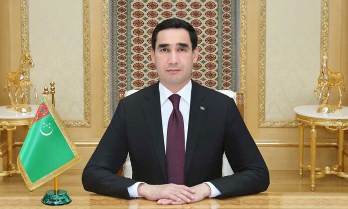 Президент Туркменистана принял замглавы ЕБРР