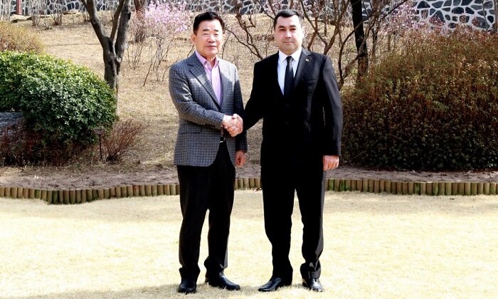 Южная Корея готова прилагать усилия для развития связей с Туркменистаном