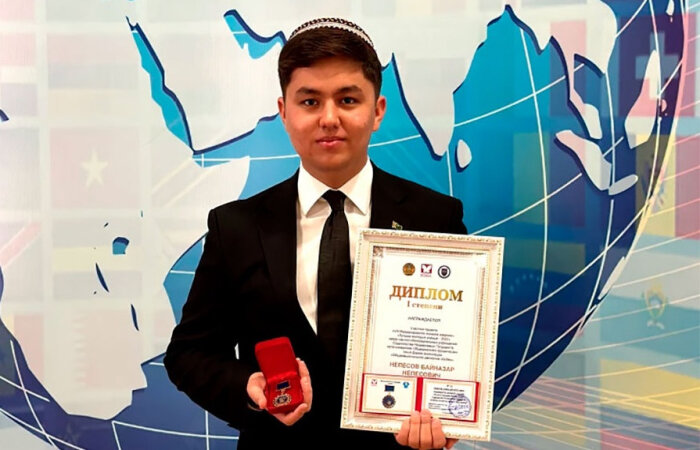 Студент ИМО МИД Туркменистана получил медаль «Лучший молодой ученый – 2023»
