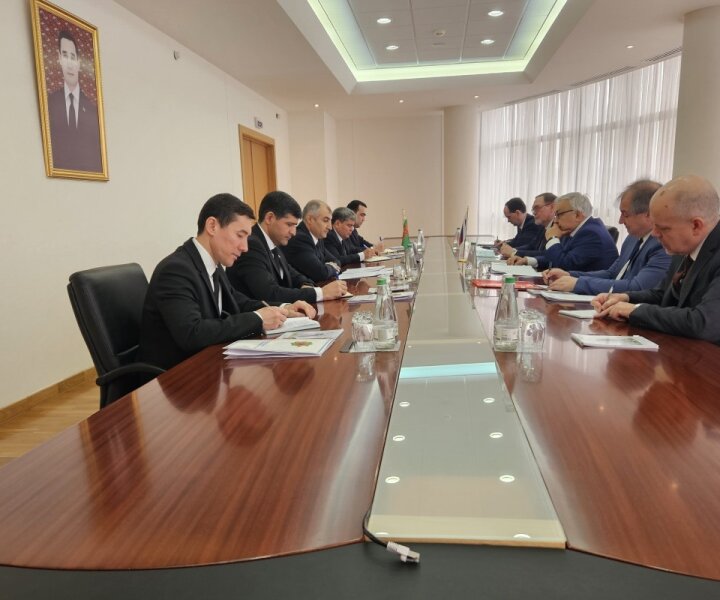 МИД Туркменистана и России провели политические консультации