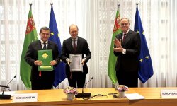 Туркменистан и ЕС подписали протокол к соглашению о партнёрстве и сотрудничестве