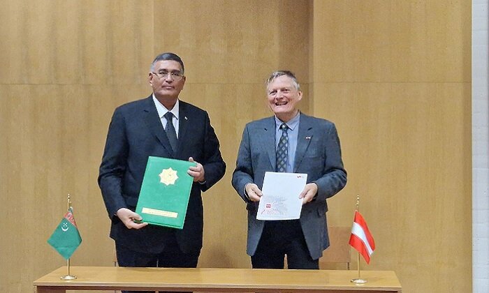 Вузы Туркменистана и Австрии подписали меморандум о взаимопонимании