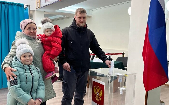 В Казахстане Владимир Путин набрал 42,18 процента голосов на выборах президента России