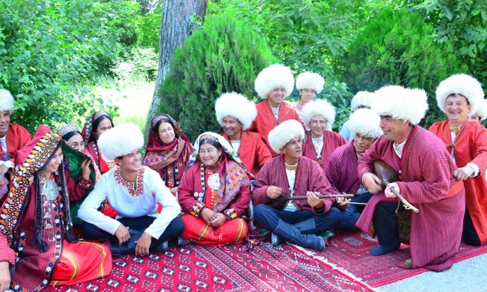 Сердар Акиниязов рассказал о духовных ценностях туркмен