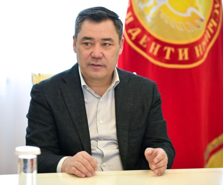 Генпрокурор и министр природы Киргизии получили выговор от президента