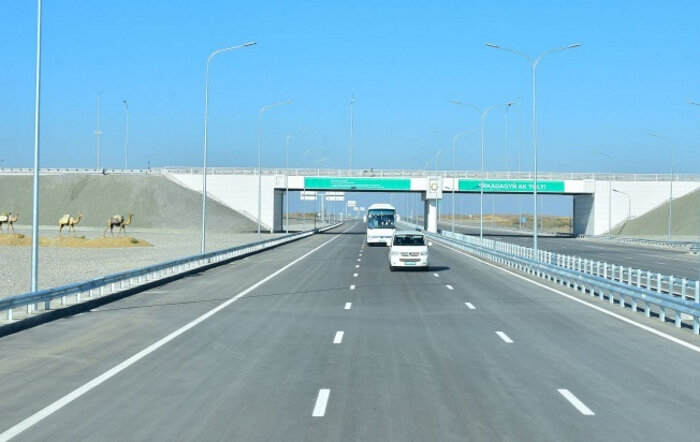 Туркменистан и Китай нарастят партнерство в сфере автомобильного транспорта