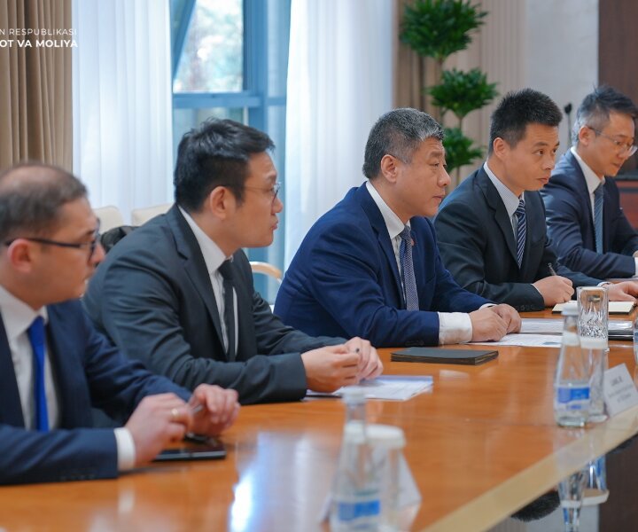 Узбекистан и Китай укрепляют взаимодействие в сфере автотранспорта