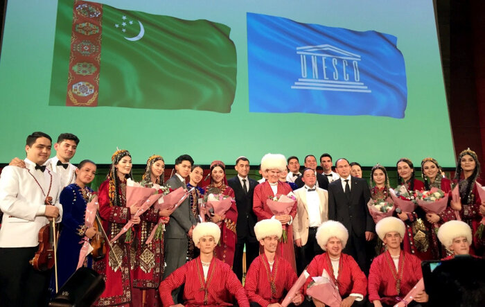Туркменистан представил свою музыкальную культуру в Париже