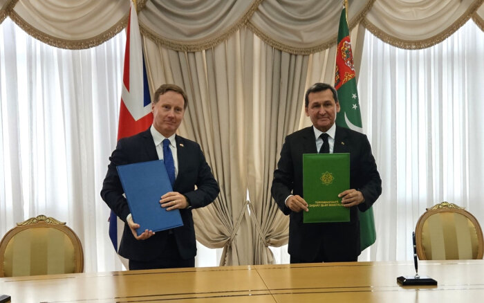 Между Туркменистаном и Великобританией подписан пакет документов о партнерстве