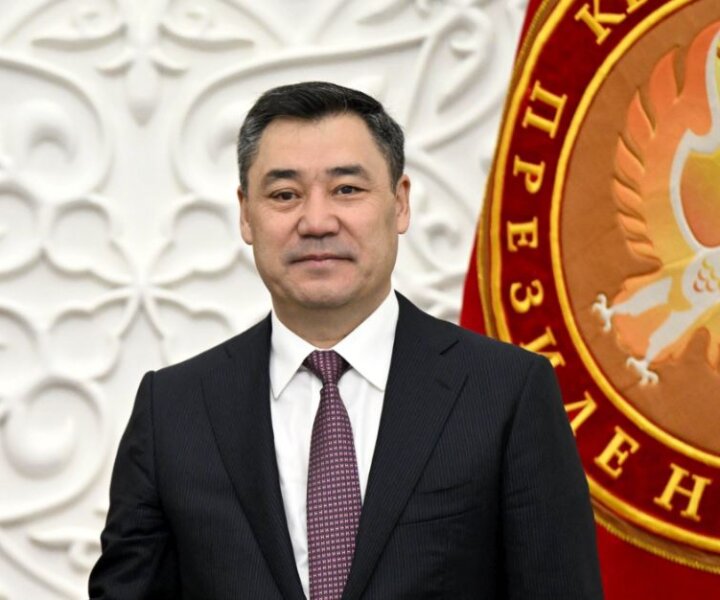 Президент Киргизии заявил, что против блокировки контента на русском языке