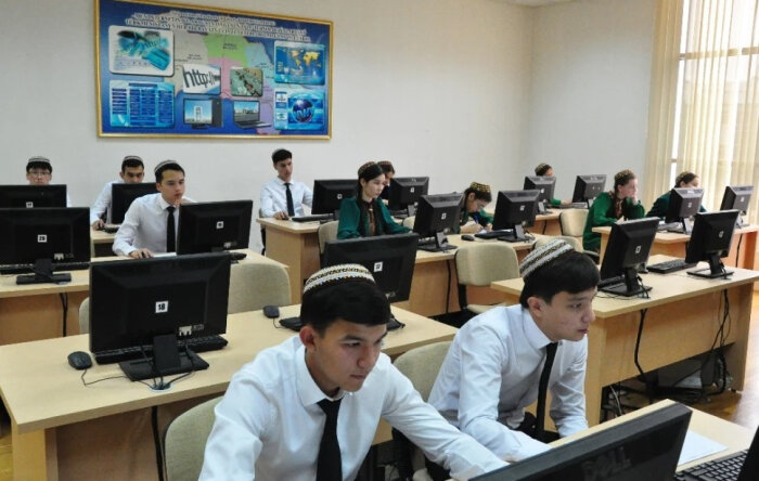 В Туркменистане подвели итоги школьных онлайн-олимпиад