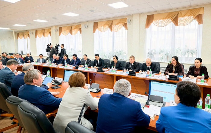 В честь Махтумкули в Казани состоялся международный «круглый стол»