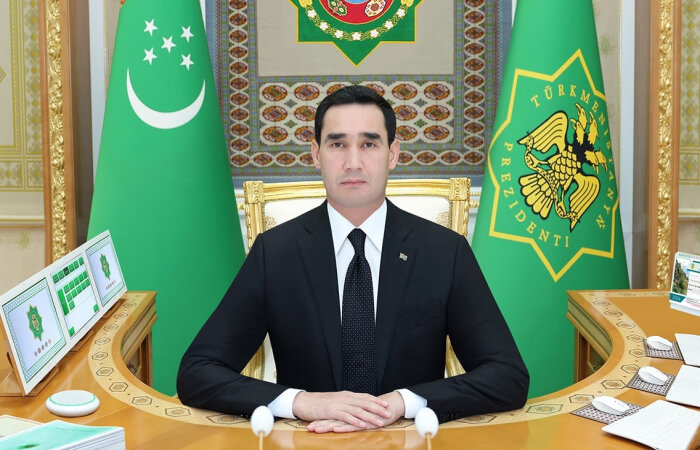 Президент Туркменистана ознакомился с показателями развития национальной экономики